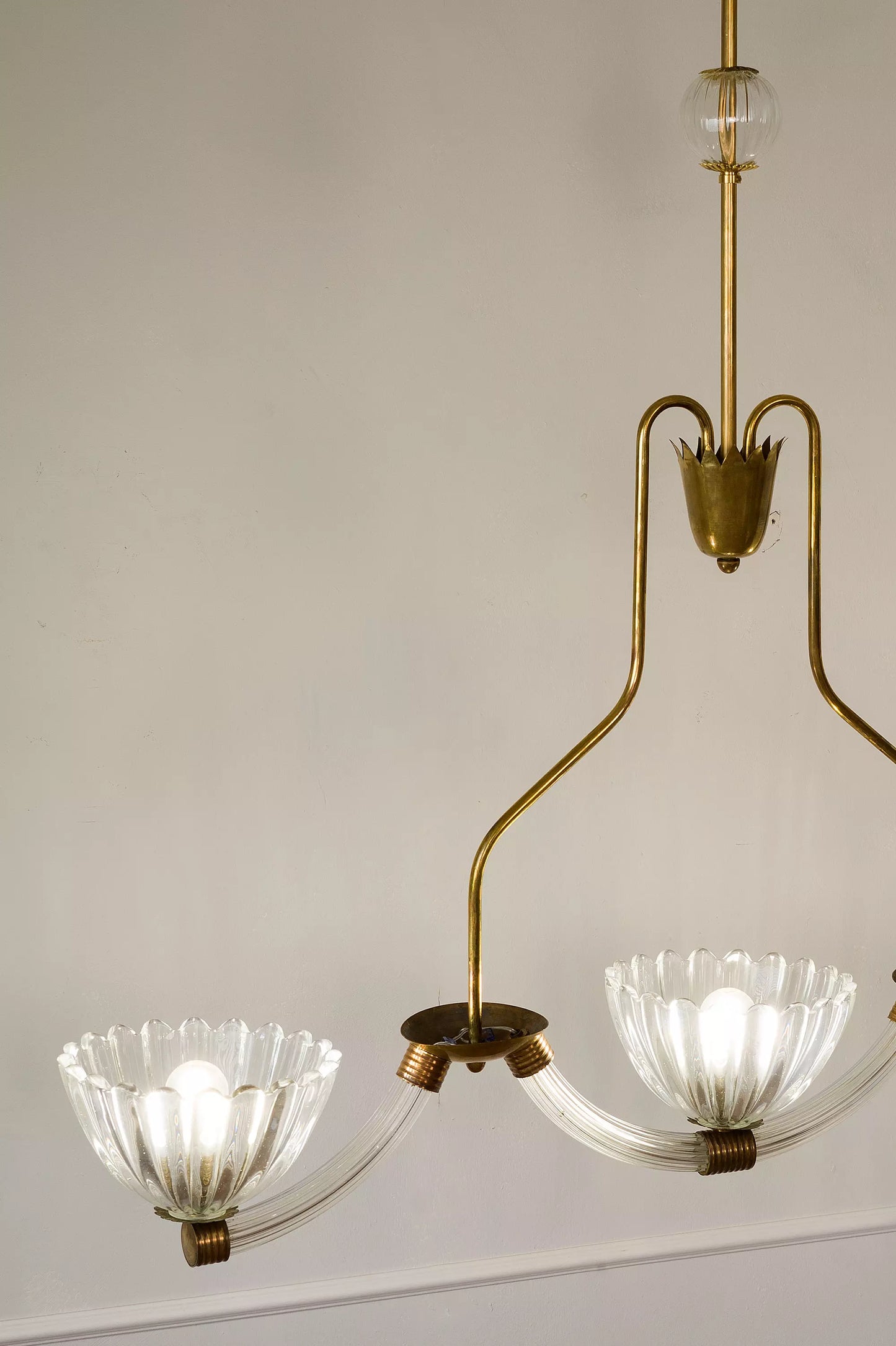 Lampadario Barovier & Toso in vetro di Murano, con 3 coppe. Italia 1940.-Lo Stile Italiano.| Lo Stile Italiano